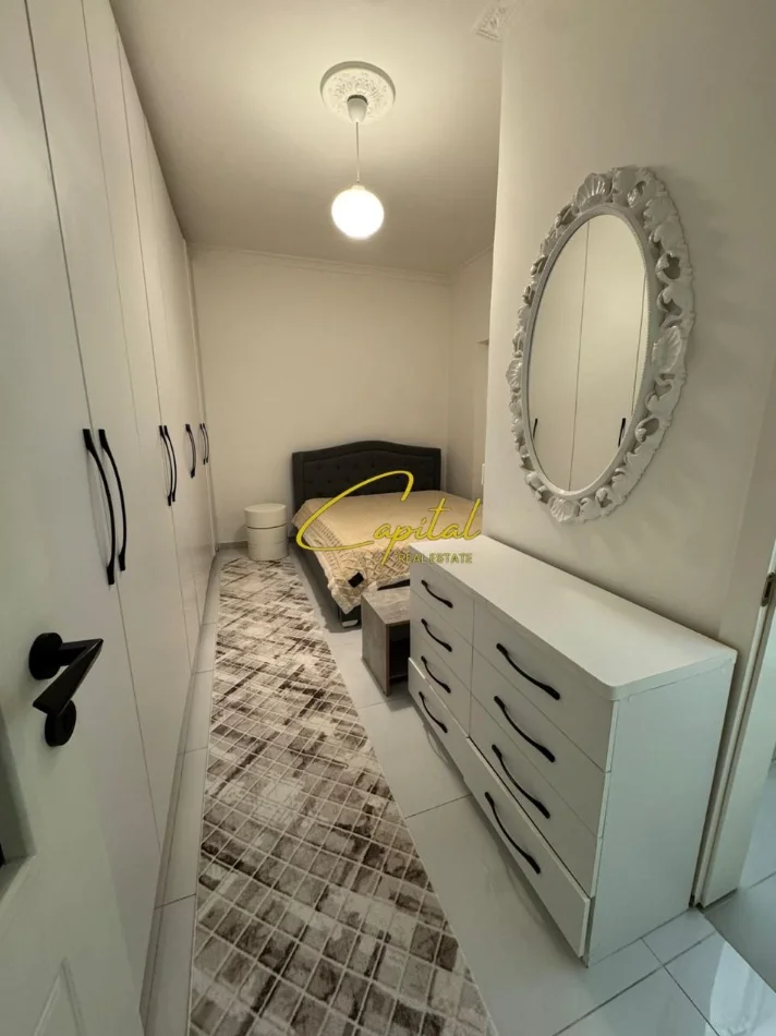 Tirane, jepet me qera apartament 1+1 Kati 1, 45 m² 430 € (RRUGA E DIBRES)