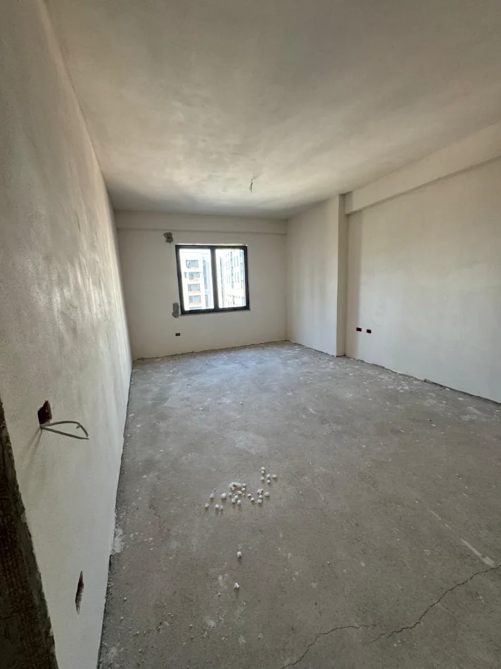 Tirane, shitet apartament 2+1 Kati 8, 120 m² 151.140 € (rruga sokrat miho)