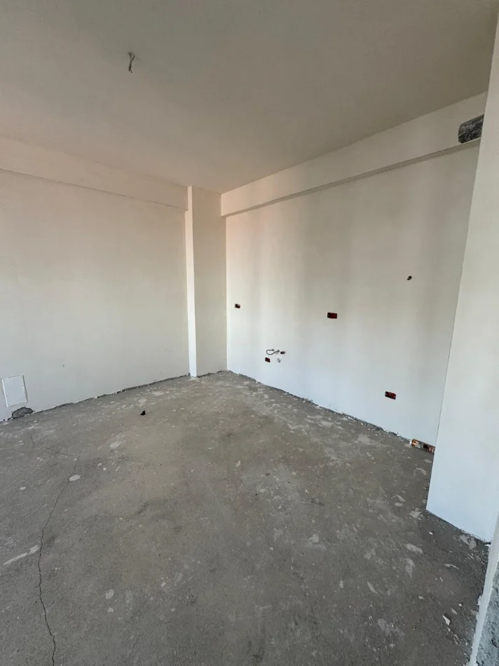 Tirane, shitet apartament 2+1 Kati 8, 120 m² 151.140 € (rruga sokrat miho)