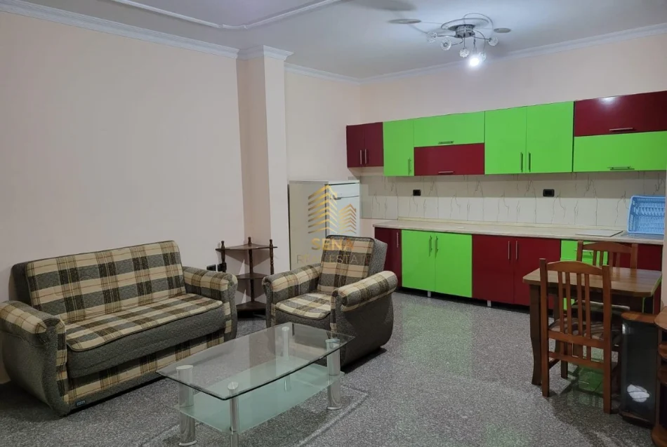 Tirane, jepet me qera apartament 2+1+Ballkon Kati 2, 100 m² 450 € (Rrethrrotullimi i Ali Demit)