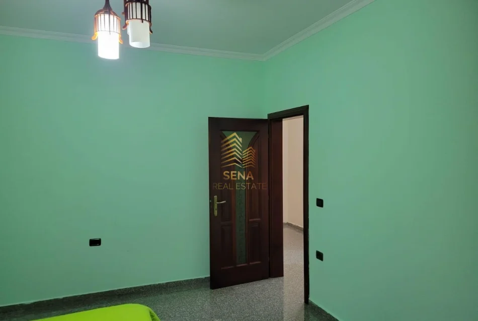 Tirane, jepet me qera apartament 2+1+Ballkon Kati 2, 100 m² 450 € (Rrethrrotullimi i Ali Demit)