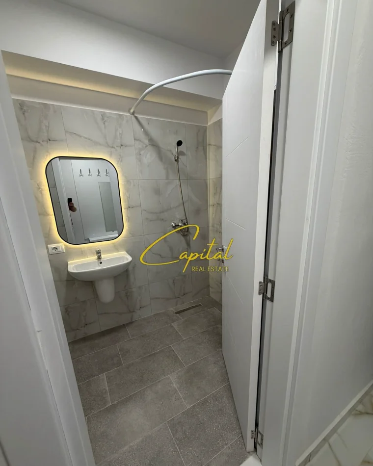 Tirane, jepet me qera garsonier 1+1 Kati 3, 40 m² 420 € (LAPRAKE)