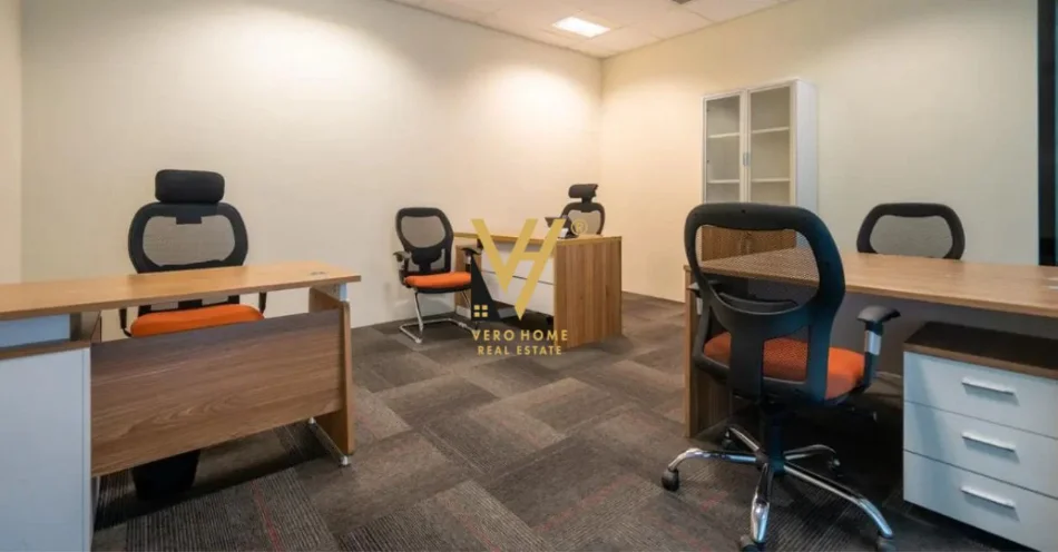 Tirane, jepet me qera zyre Kati 0, 29 m² 420 € (RRUGA FORTUZI)