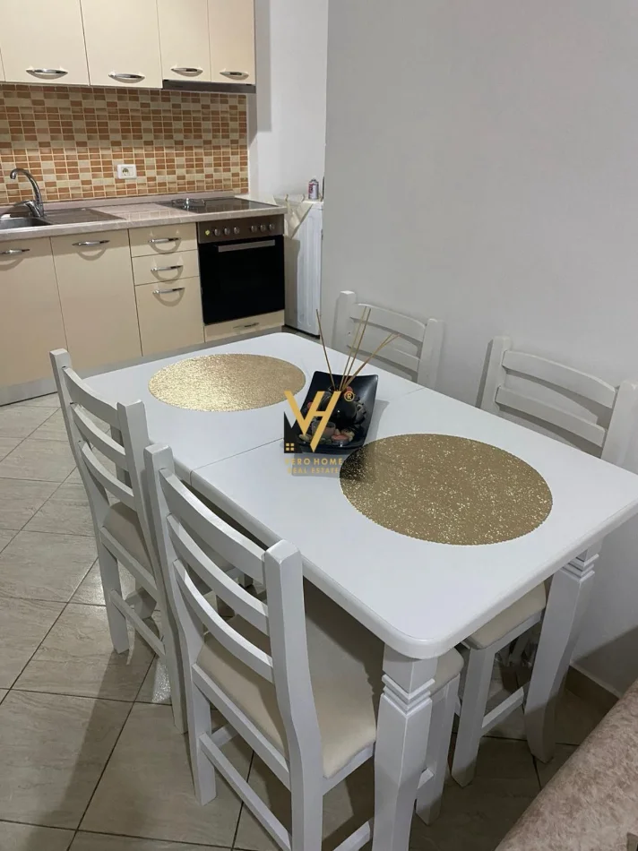 Tirane, shitet apartament 2+1+Ballkon Kati 6, 68 m² 103.000 € (KOMBINAT)