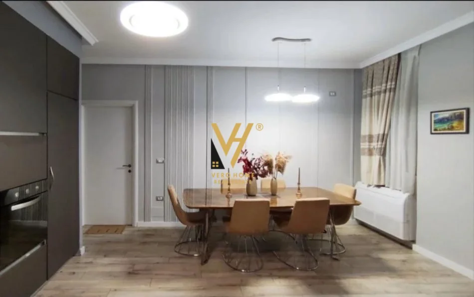 Tirane, jepet me qera apartament 2+1+Ballkon Kati 1, 100 m² 620 € (KOPSHTI BOTANIK)