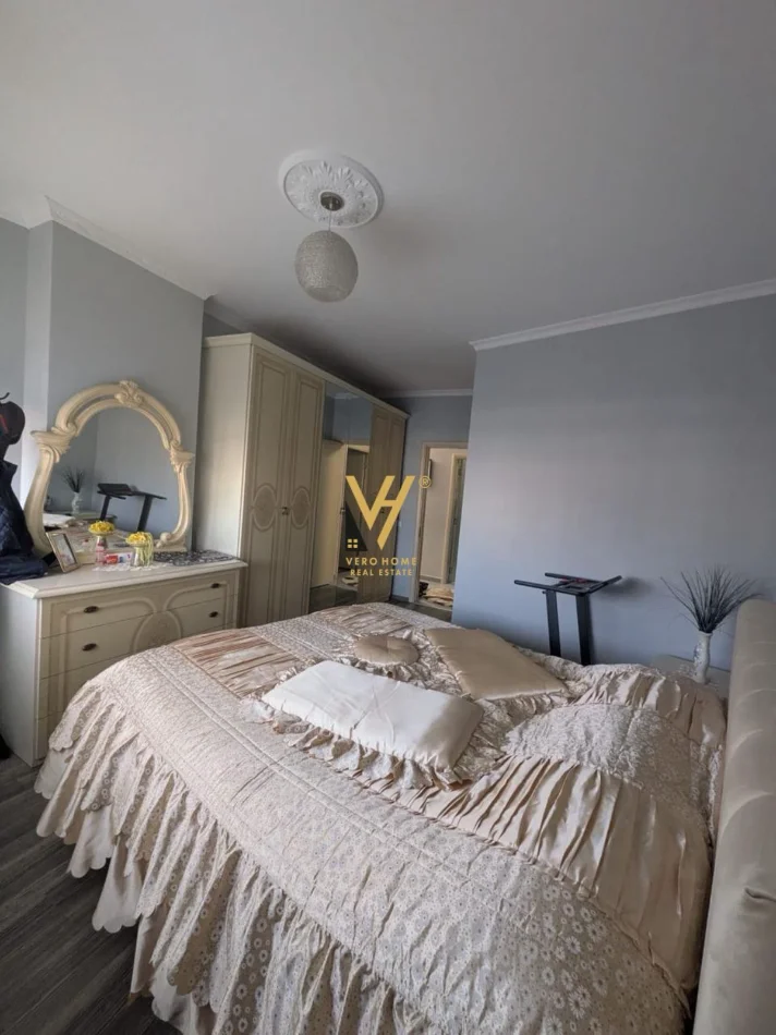 Tirane, shitet apartament 2+1+Ballkon , Kati 6 ,113 m² 270.000 € (STACIONI I TRENIT)