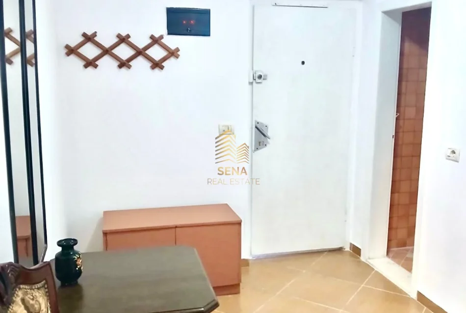 Tirane, jepet me qera apartament 1+1+Ballkon Kati 1, 57 m² 400 € (Ministria e jashtme)