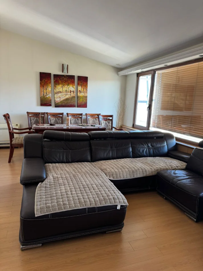 Tirane, shitet apartament 2+1 Kati 5, 235 m² 400.000 € (21 DHJETORI)