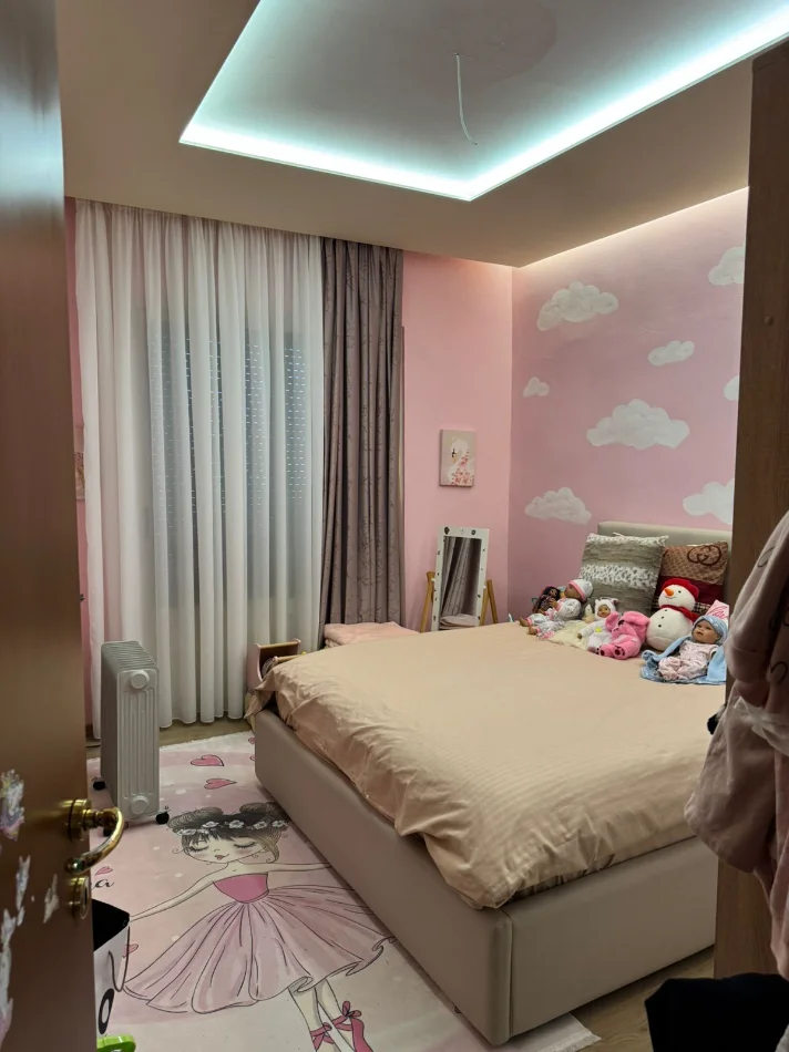 Tirane, shitet apartament 2+1 Kati 5, 235 m² 400.000 € (21 DHJETORI)