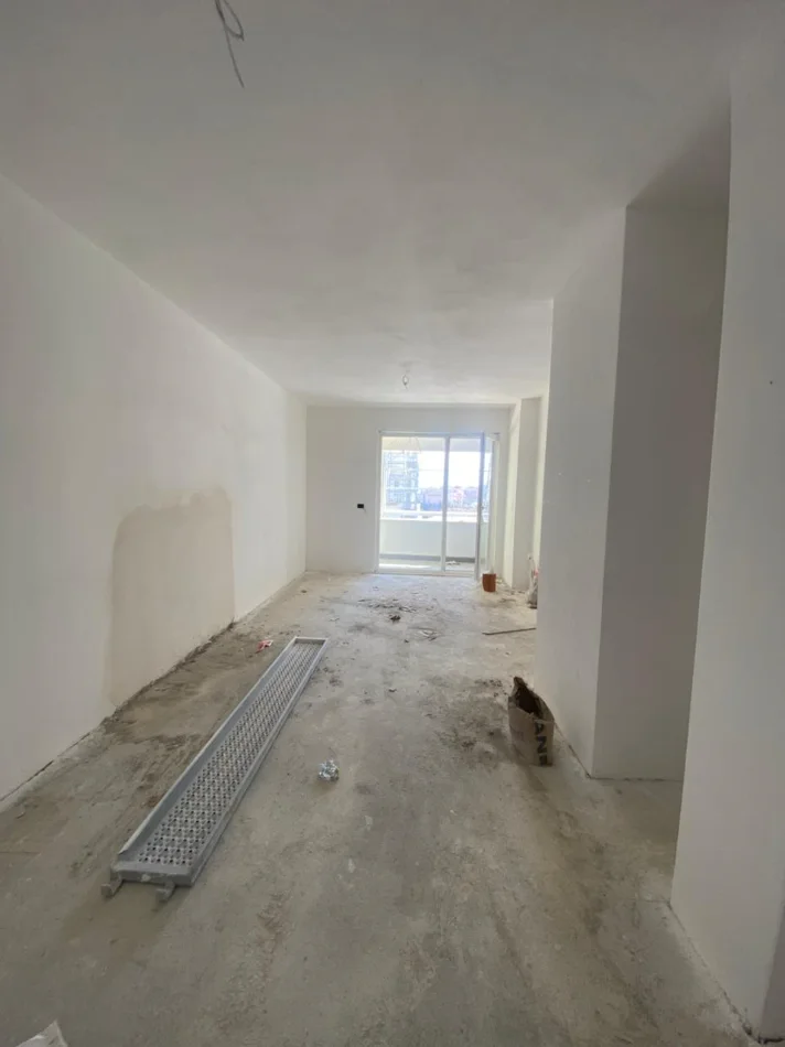 Tirane, shitet apartament 2+1 Kati 3, 105 m² 120.000 € (UNIVERS CITY)