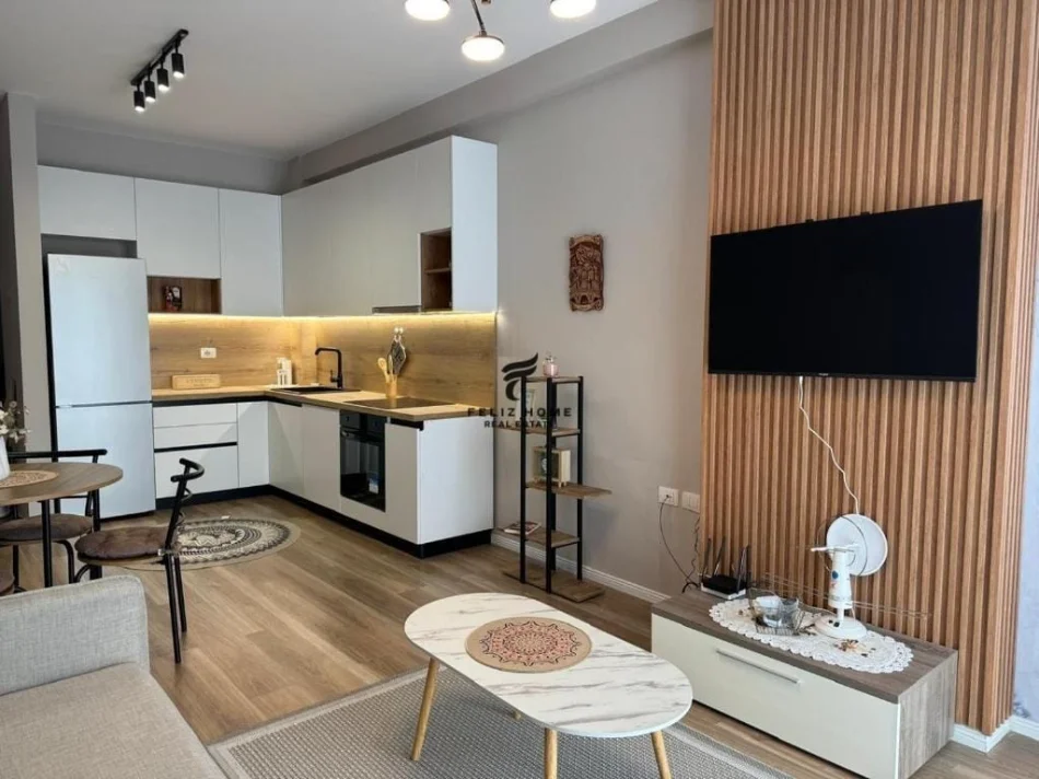 Tirane, jepet me qera apartament 1+1 Kati 6, 60 m² 450 € (ASTIR)