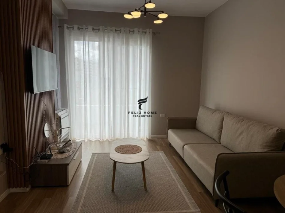 Tirane, jepet me qera apartament 1+1 Kati 6, 60 m² 450 € (ASTIR)