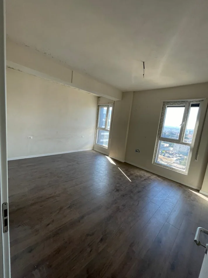 Tirane, shitet apartament 2+1+Ballkon Kati 7, 105 m² 199.800 € (Rruga Don Bosko)