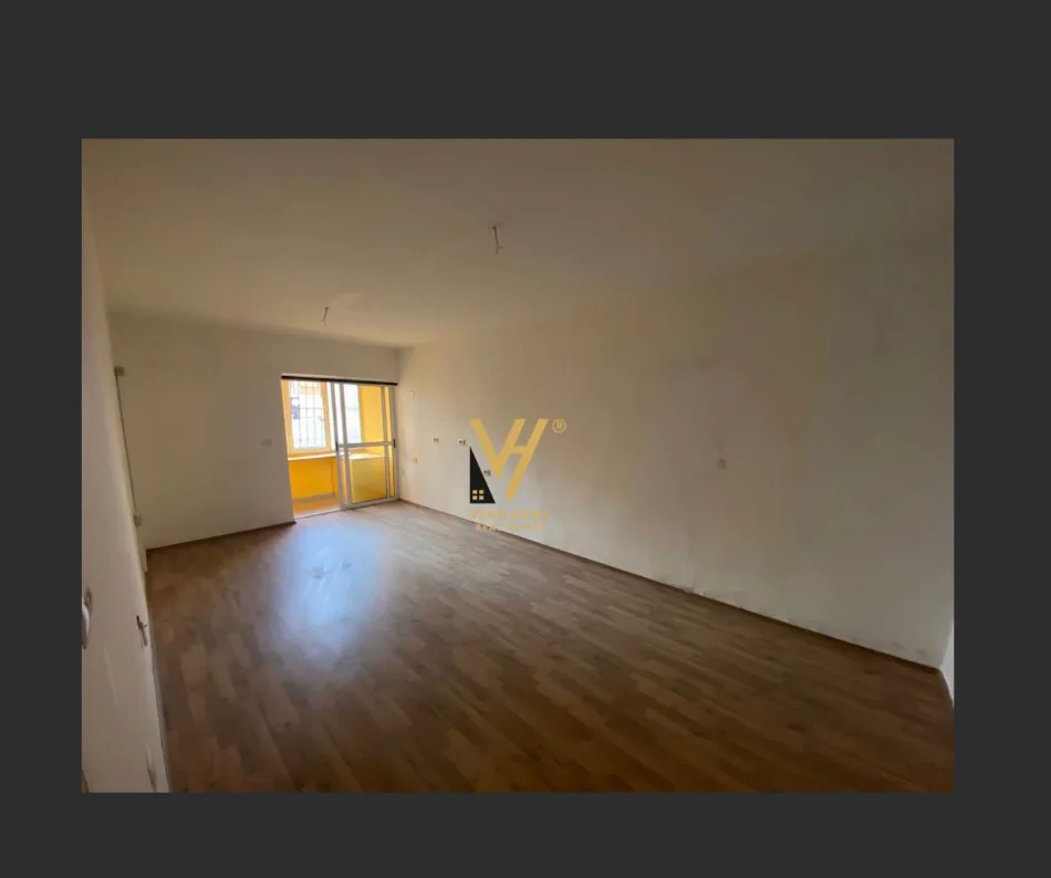 Tirane, shitet apartament 2+1+Ballkon Kati 2, 96 m² 267.000 € (BLLOK)