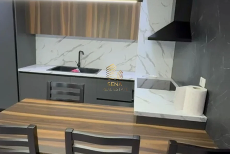 Tirane, jepet me qera apartament 1+1+Ballkon Kati 9, 75 m² 650 € (Astiri, prane Hotel Grand)