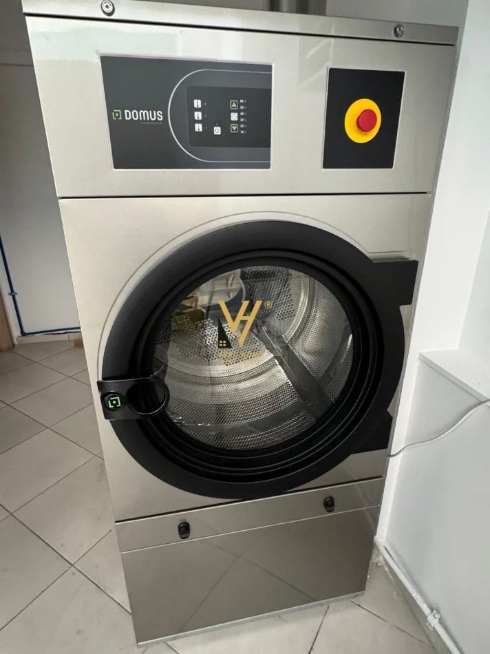 Tirane, jepet me qera ambjent biznesi pastrim kimik, Kati 0, 40 m² 1.000 € (YZBERISHT)