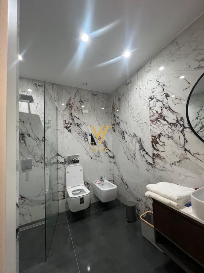 Tirane, shitet apartament 2+1+Ballkon Kati 5, 132 m² 750.000 € (LAKEVIEW RESIDENCE)