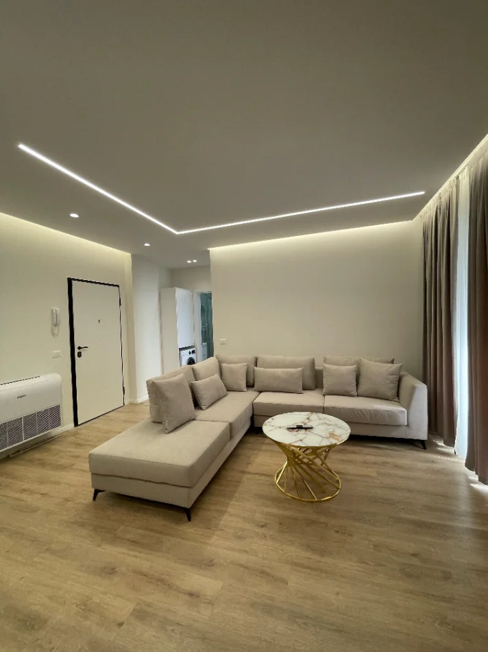 Tirane, jepet me qera apartament 2+1 Kati 5, 102 m² 800 € (Bulevardi i Ri)