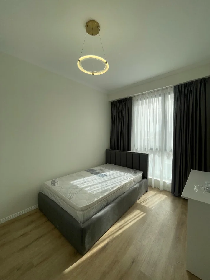 Tirane, jepet me qera apartament 2+1 Kati 5, 102 m² 800 € (Bulevardi i Ri)