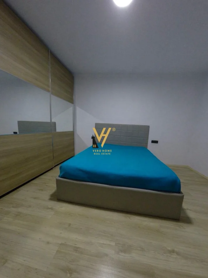 Tirane, jepet me qera apartament 1+1+Ballkon Kati 5, 60 m² 520 € (MYSLYM SHYRI)