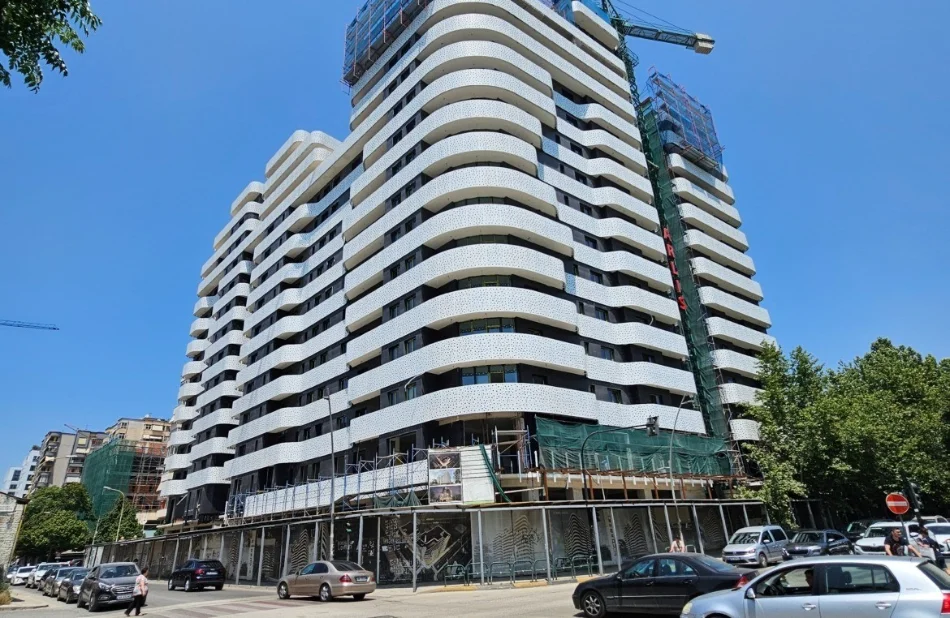 Tirane, shitet apartament 1+1+Aneks+Ballkon Kati 3, 72 m² 170.000 € (Rruga Muhedin Llagami)