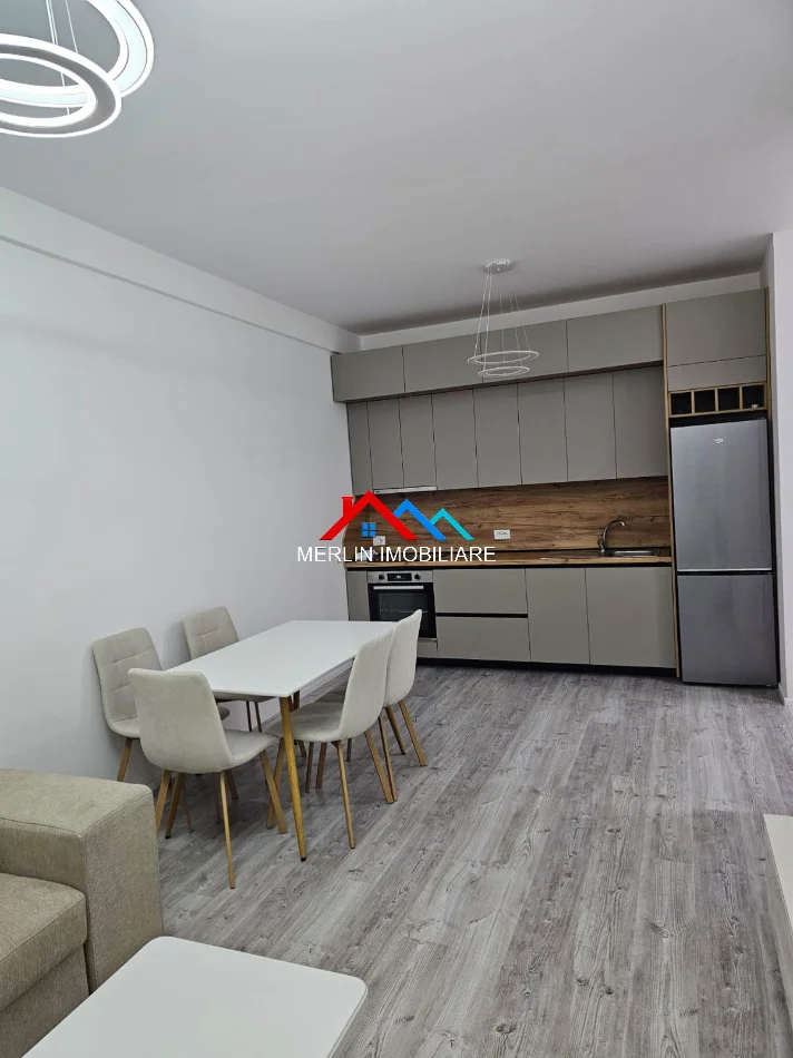 Shqiperi, shitet apartament 2+1+Ballkon Kati 1, 86 m² 190.000 € (RRUGA BEDRI KARAPICI,SPITALI AMERIKAN 3.)