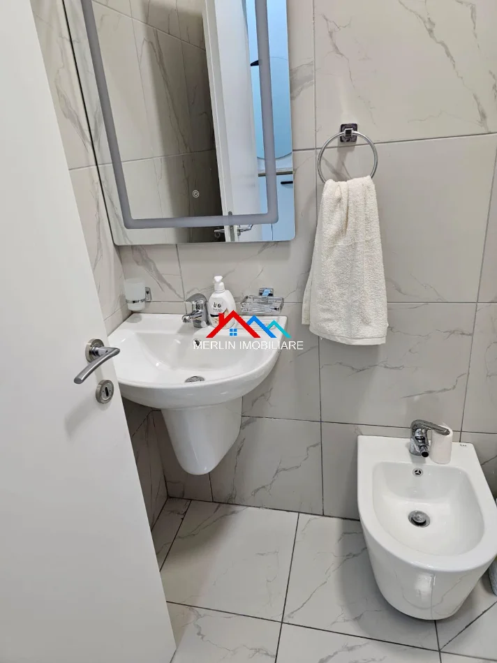 Shqiperi, shitet apartament 2+1+Ballkon Kati 1, 86 m² 190.000 € (RRUGA BEDRI KARAPICI,SPITALI AMERIKAN 3.)