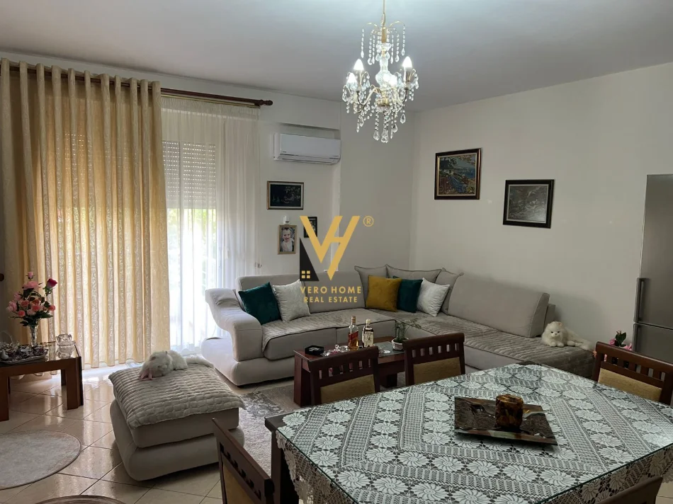 Vlore, shitet apartament 2+1+Ballkon Kati 3, 232 m² 30.000 € (SKELE, VLORE)
