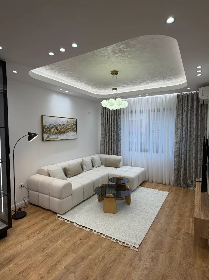 Tirane, shitet apartament 1+1 Kati 2, 55 m² 109.000 € (YZBERISHT)