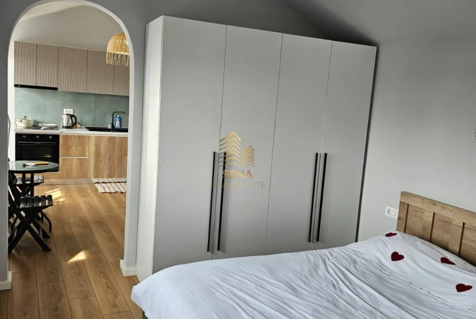 Tirane, jepet me qera apartament 1+1 Kati 6, 60 m² 450 € (Ali Demi)