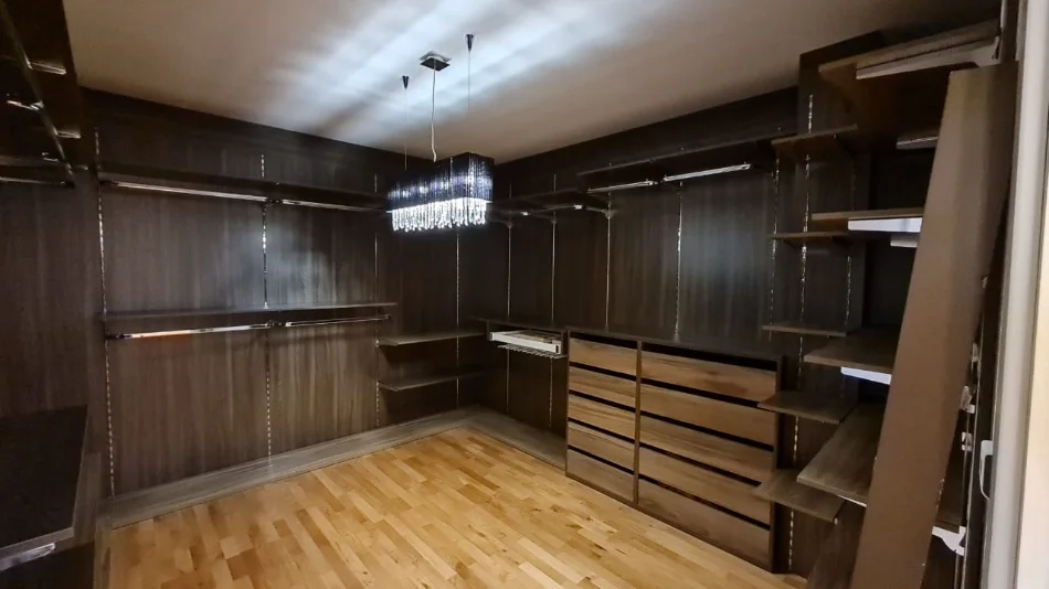 Shqiperi, shitet apartament 2 Katshe Kati 1, 692 m² 1.500.000 € (TEG)