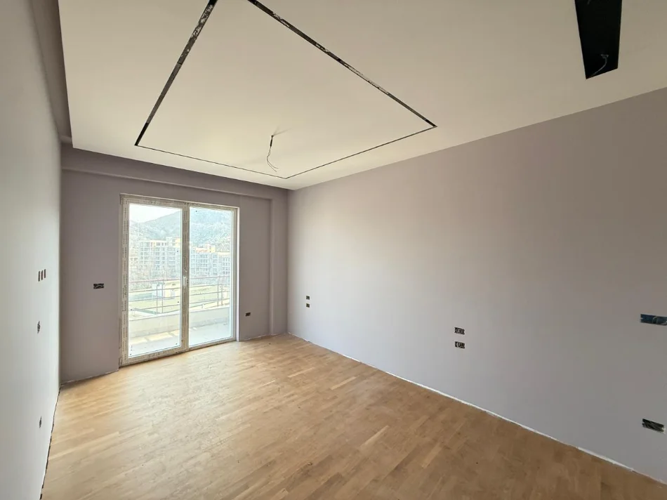 Tirane, shitet apartament 3+1+Aneks+Ballkon Kati 6, 352 m² 700.000 € (Liqeni i Thate)