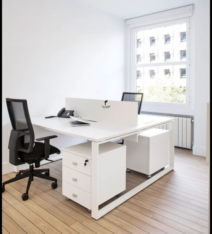 Tirane, jepet me qera zyre Kati 2, 96 m² 1.500 € (VASIL SHANTO)