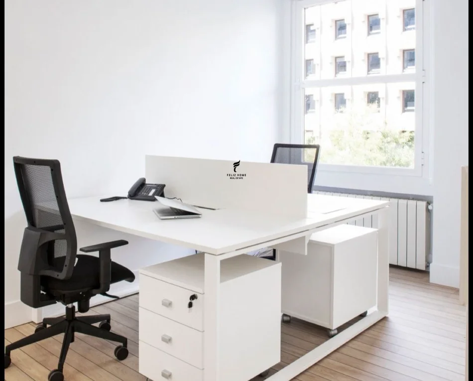 Tirane, jepet me qera zyre Kati 2, 96 m² 1.500 € (VASIL SHANTO)