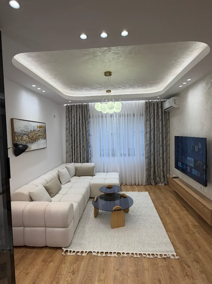 Tirane, shitet apartament 1+1 Kati 2, 55 m² 109.000 € (Yzberisht)