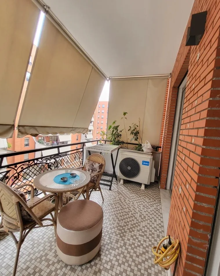 Tirane, shitet apartament 1+1+Aneks+Ballkon Kati 4, 76 m² 240.000 € 