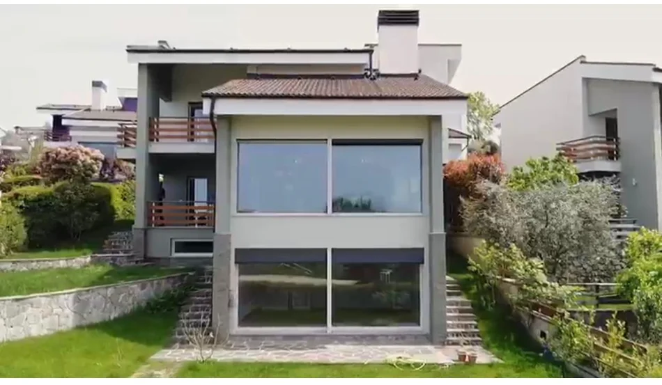 🏡 Vilë Luksoze për Shitje – Rolling Hills 1 | Pranë Tirana East Gate (TEG)