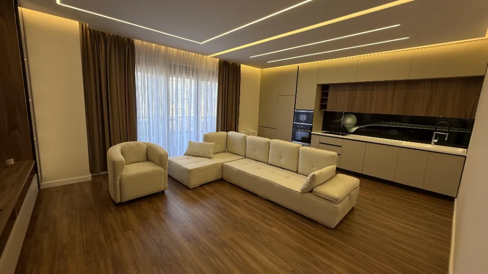 Tirane, jepet me qera apartament 2+1 Kati 1, 125 m² 1.000 € (KODRA E DIELLIT)