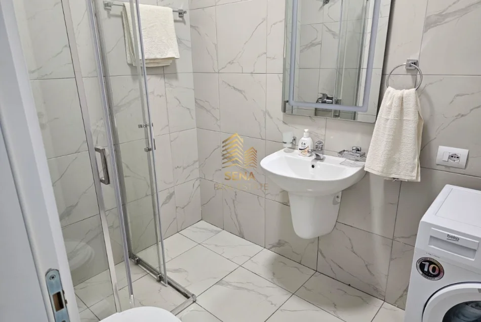 Tirane, shitet apartament 2+1+Ballkon Kati 1, 86 m² 189.500 € (Yzberisht, Rezidenca Henke)