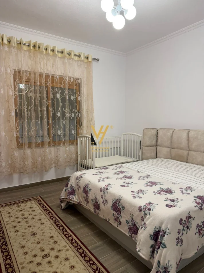 Tirane, jepet me qera apartament 2+1+Ballkon Kati 1, 110 m² 600 € (SIRI KODRA)