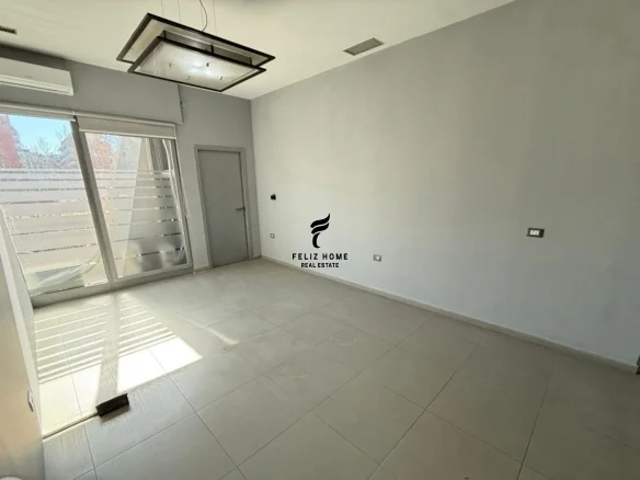 Tirane, jepet me qera zyre Kati 2, 916 m² 18.000 € (RRUGA E KAVAJES)