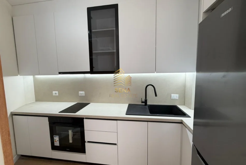 Tirane, jepet me qera apartament 1+1+Ballkon Kati 2, 73 m² 400 € (Casa Italia)