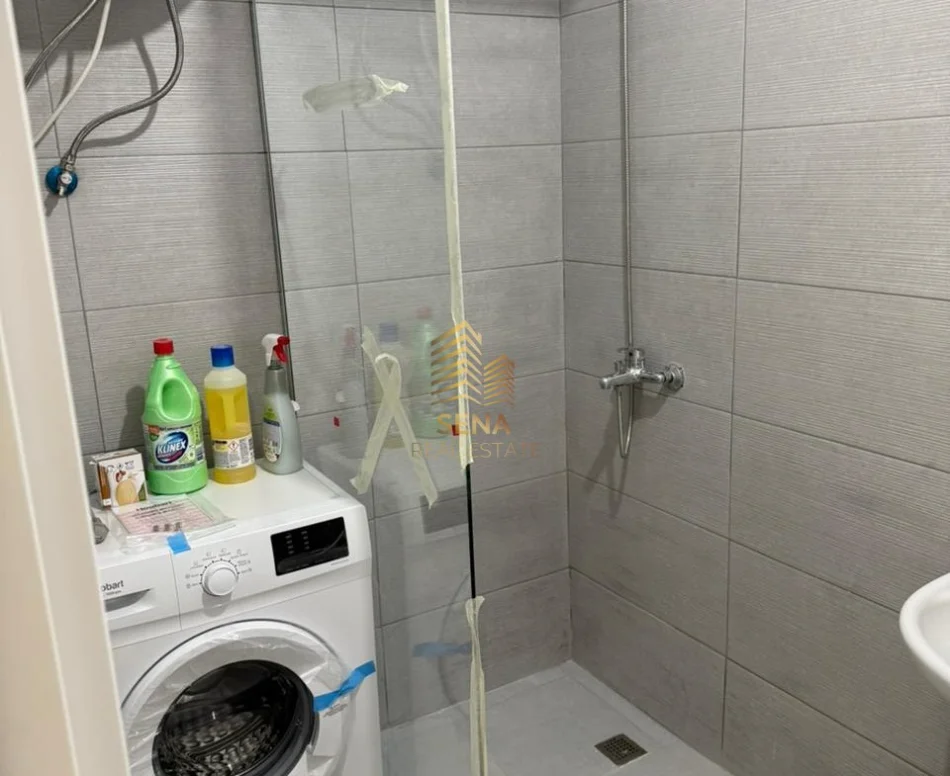 Tirane, jepet me qera apartament 1+1+Ballkon Kati 2, 73 m² 400 € (Casa Italia)