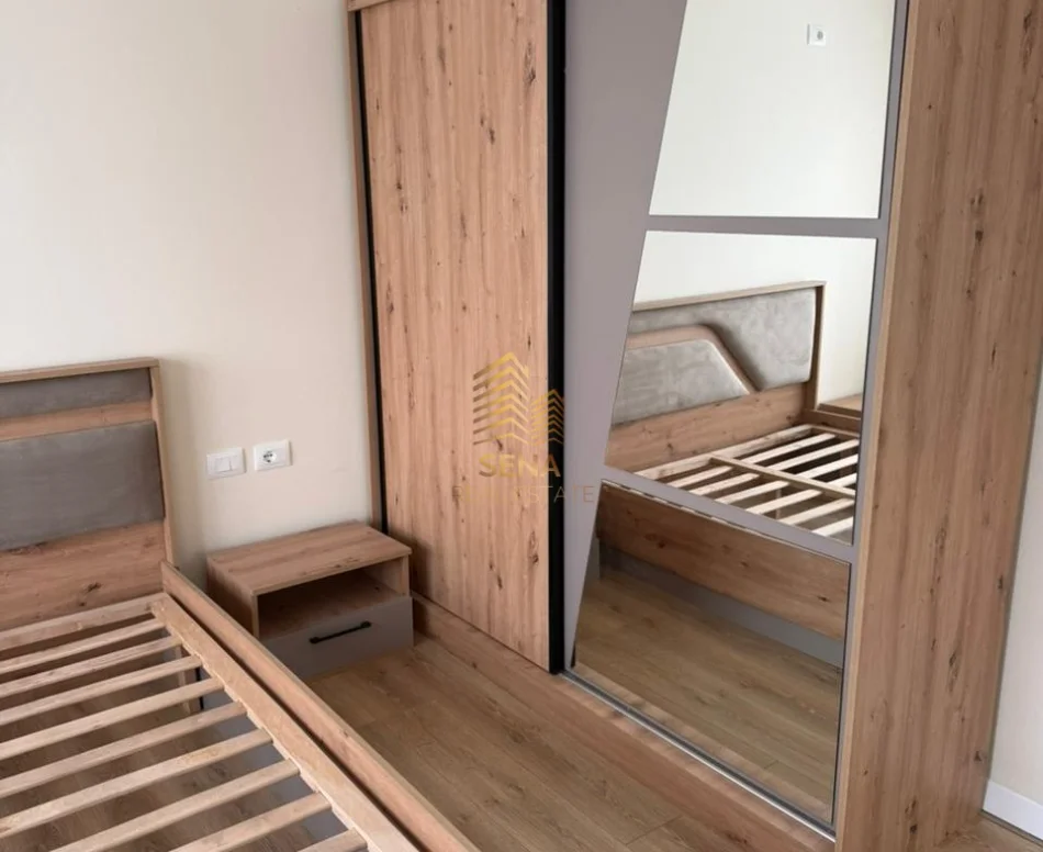 Tirane, jepet me qera apartament 1+1+Ballkon Kati 2, 73 m² 400 € (Casa Italia)