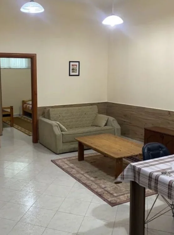 Tirane, jepet me qera apartament 1+1 Kati 1, 60 m² 350 € (RRUGA E DIBRES)