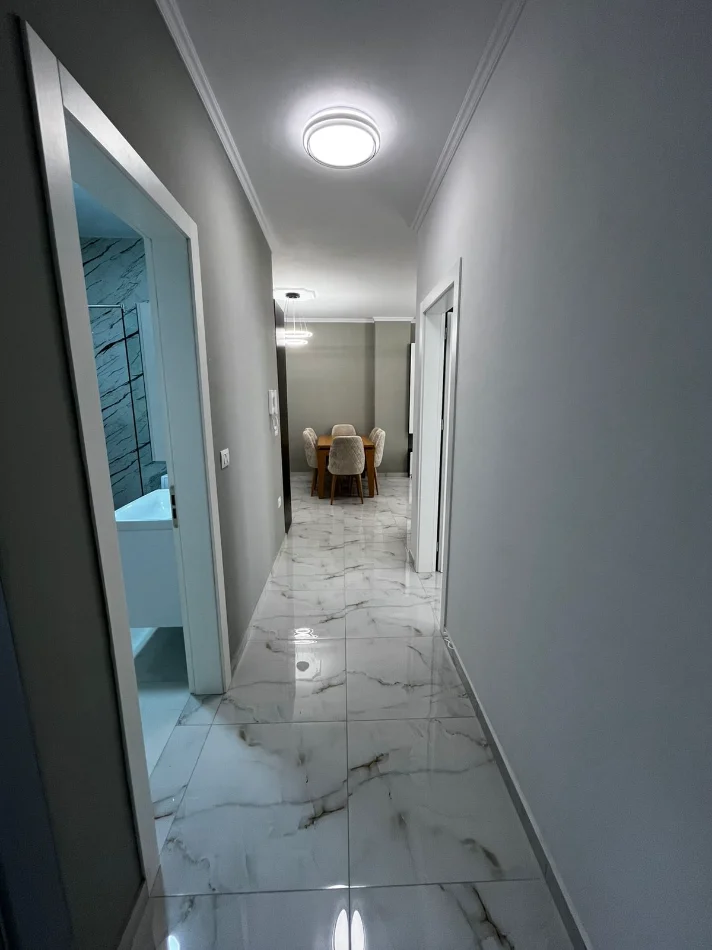 Tirane, jap me qera apartament 1+1 Kati 6, 70 m² 450 € (Kompleksi Jolla)