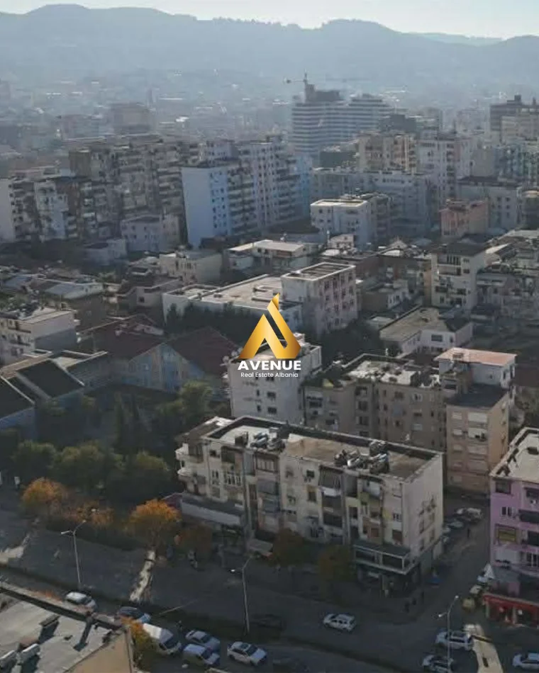 Tirane, shitet apartament 1+1 Kati 3, 56 m² 158.000 € (Rruga Muhamet Gjollesha)