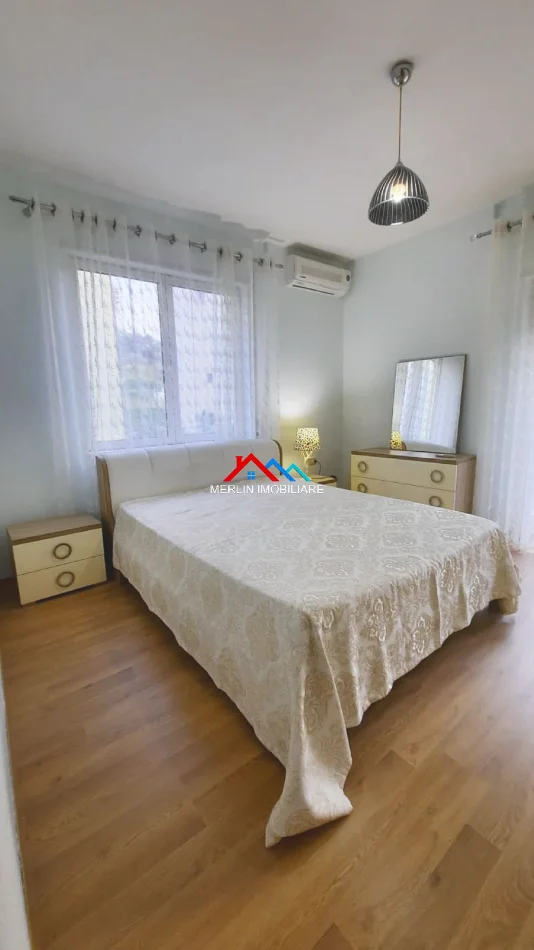 Tirane, jepet me qera apartament 2+1+Ballkon Kati 3, 115 m² 750 € (RRUGA EDUART MANO,KOPSHTI ZOOLOGJIK)