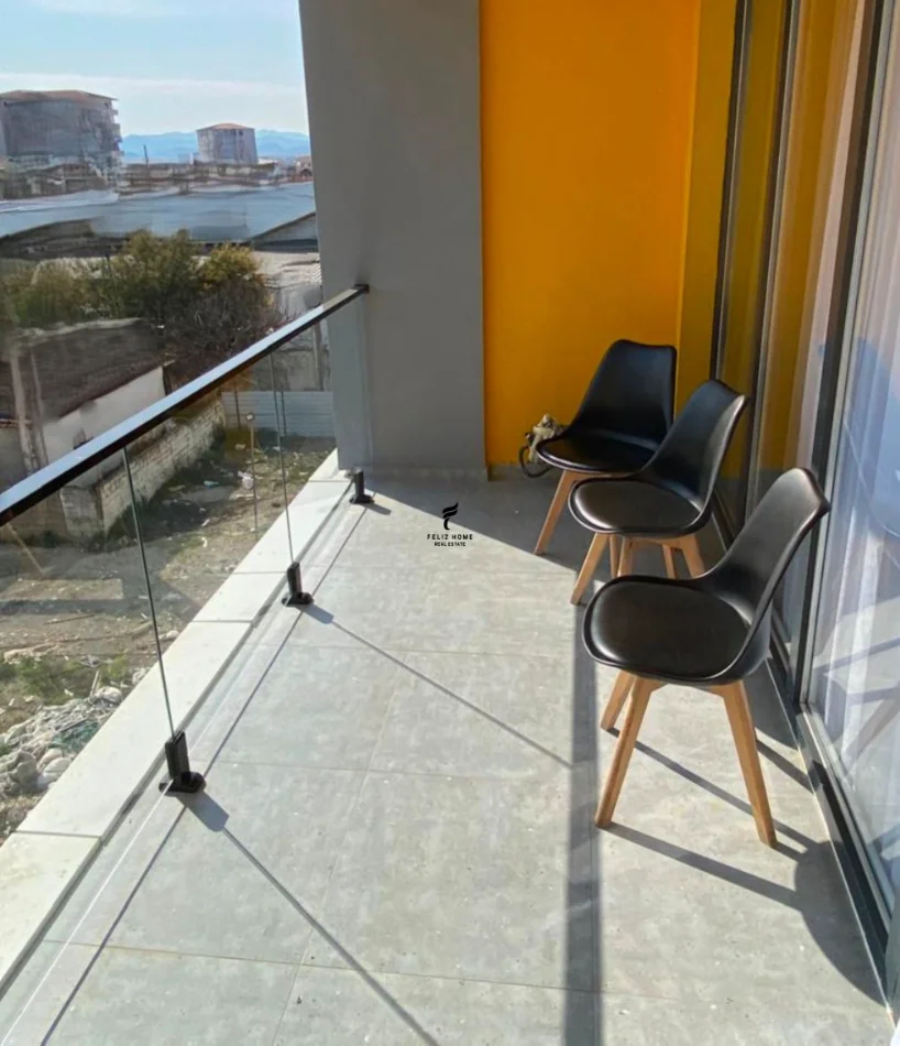 Tirane, jepet me qera apartament 1+1 Kati 1, 78 m² 450 € (BULEVARDI I RI)