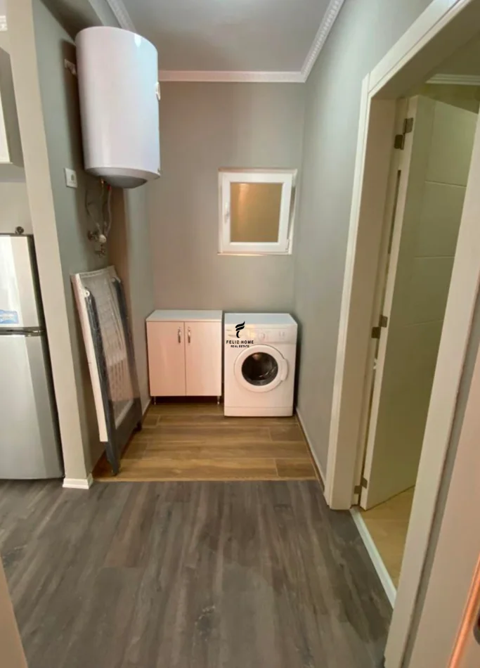 Tirane, jepet me qera apartament 1+1 Kati 1, 78 m² 450 € (BULEVARDI I RI)